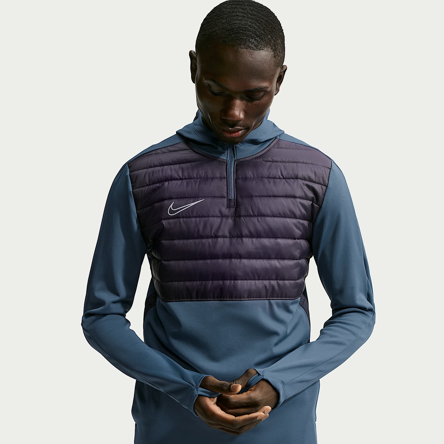 ナイキ　ナイロンウォームアップ上下 Nike Academy Winter Warrior Men's Therma-FIT Soccer Drill Top
